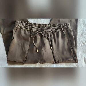 H&M Green Cargo pant - Size 8